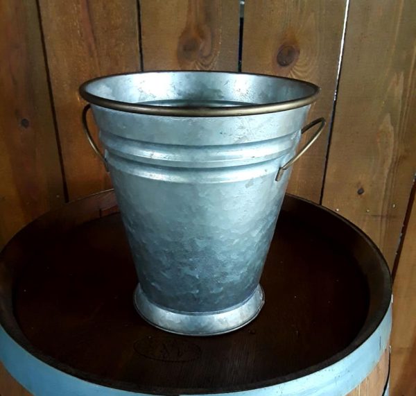 Tin floral bucket